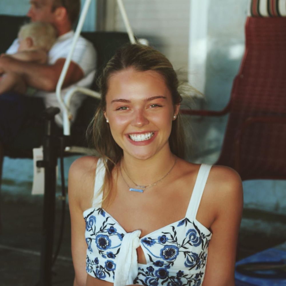 Meet your Posher, Lauren